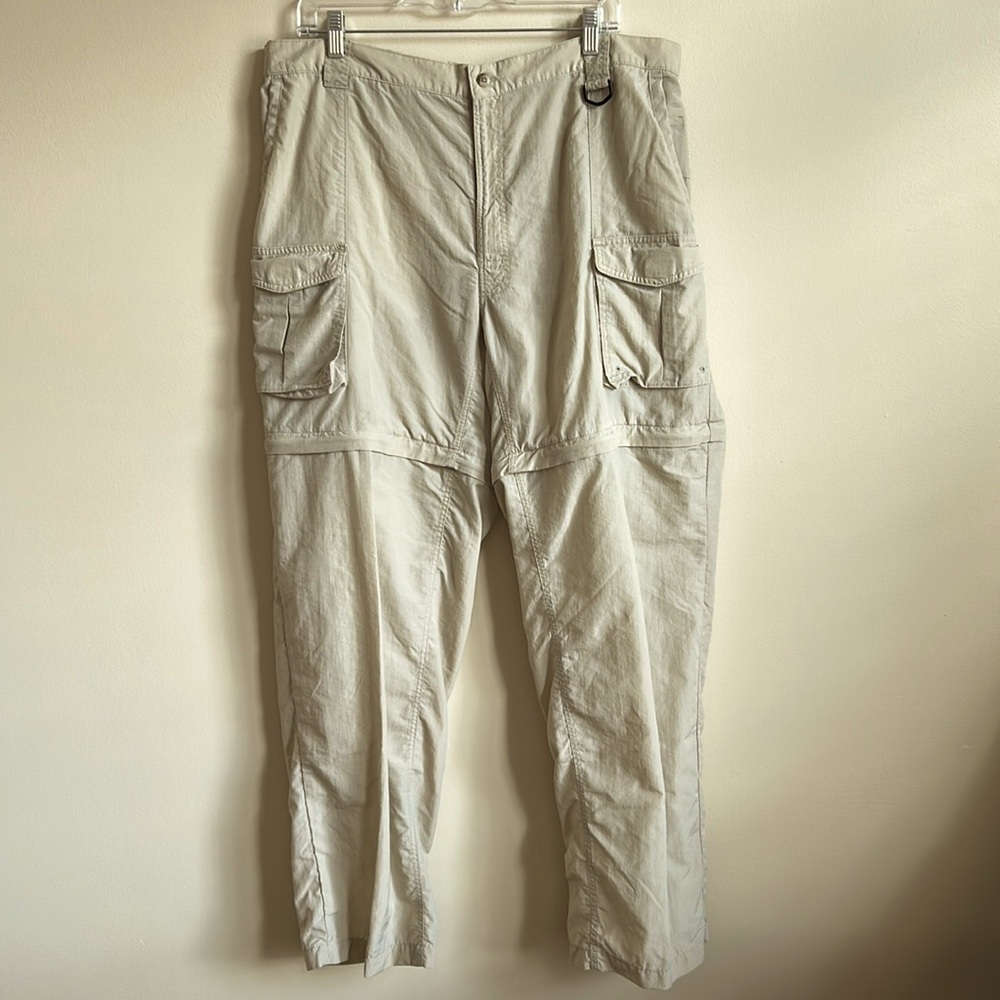 Columbia PFG Convertible Utility-Cargo Pants. Nylon/poly. Khaki. Utility. XL.